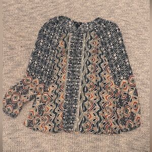 NIC+ZOE Navy and White Geometric Blouse